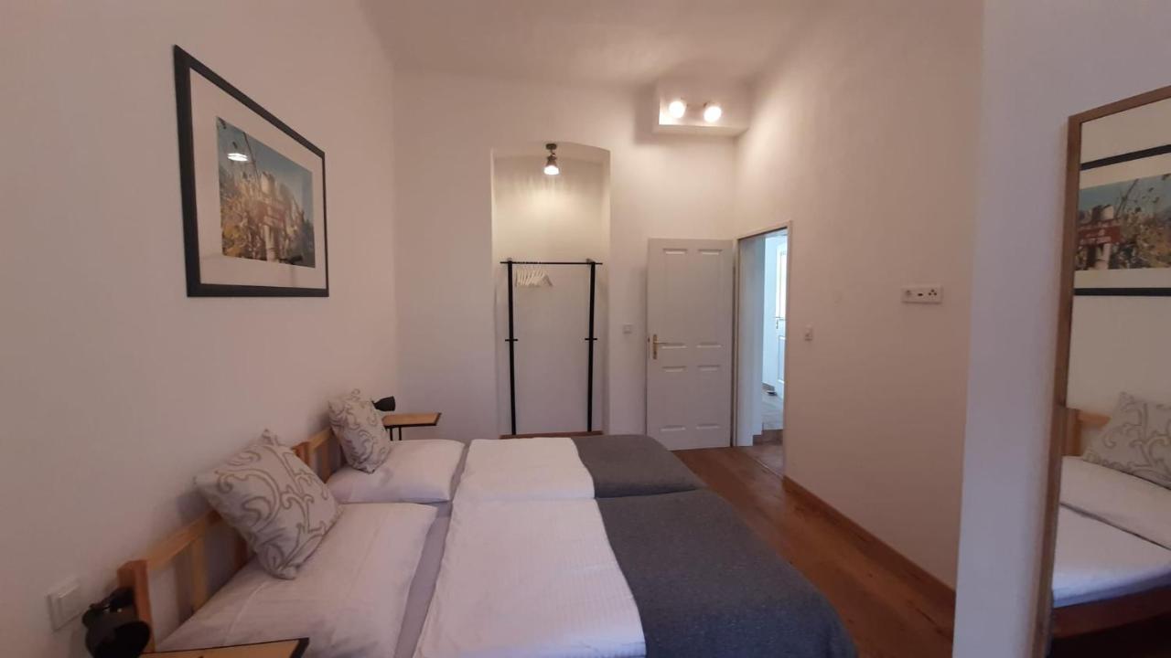 Pia'S Gardenview Apartman Bécs Kültér fotó